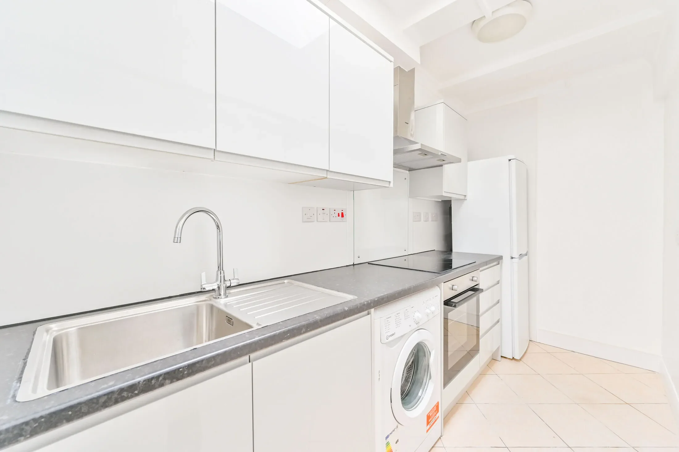 Flat Bulstrode Street in City of Westminster