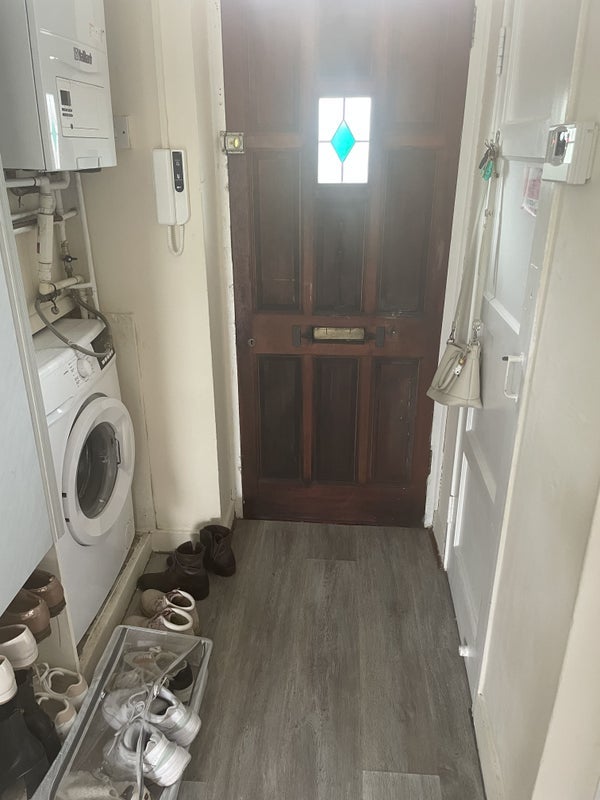 Room Kilburn Vale in Greater London