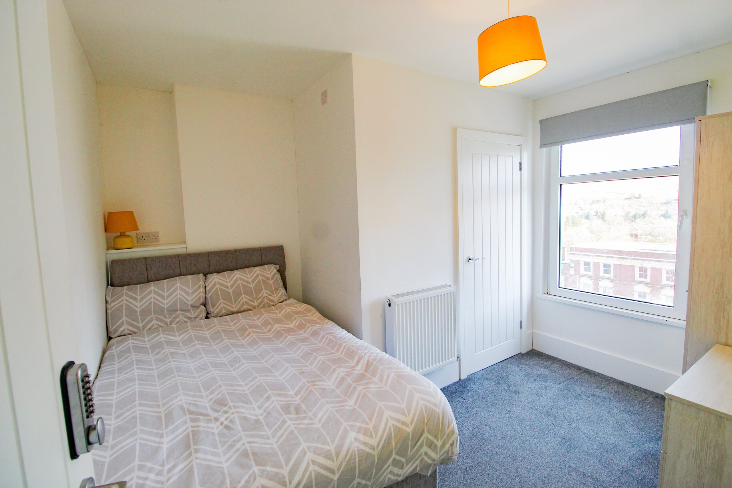 Room Eureka Place in Ebbw Vale