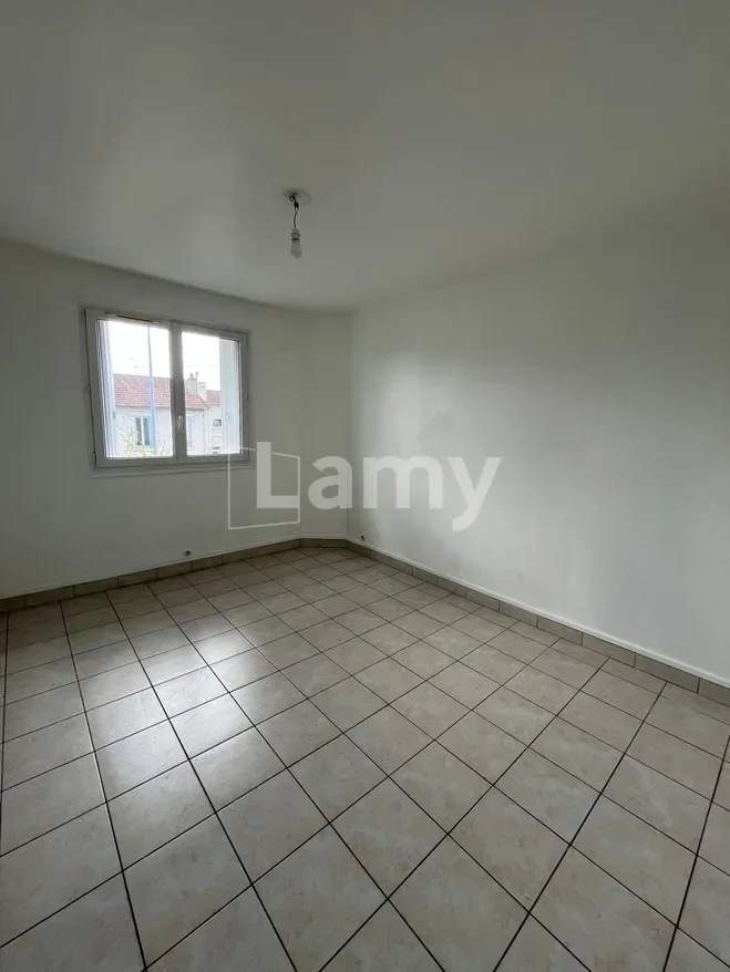 Appartement Rue Albert Larmé à Villeneuve-le-Roi