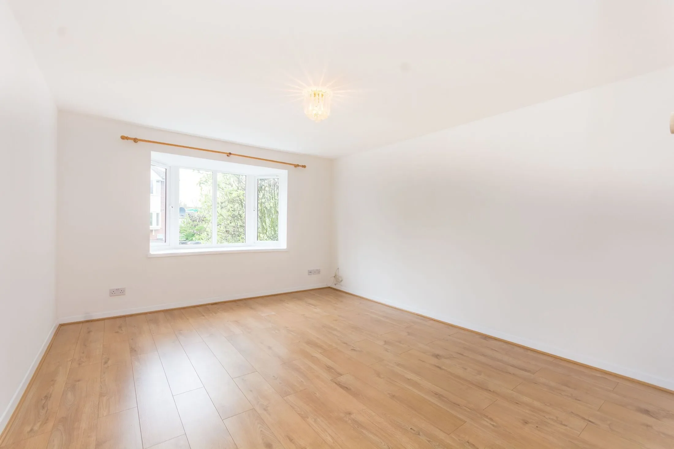 Flat Bunning Way in Greater London