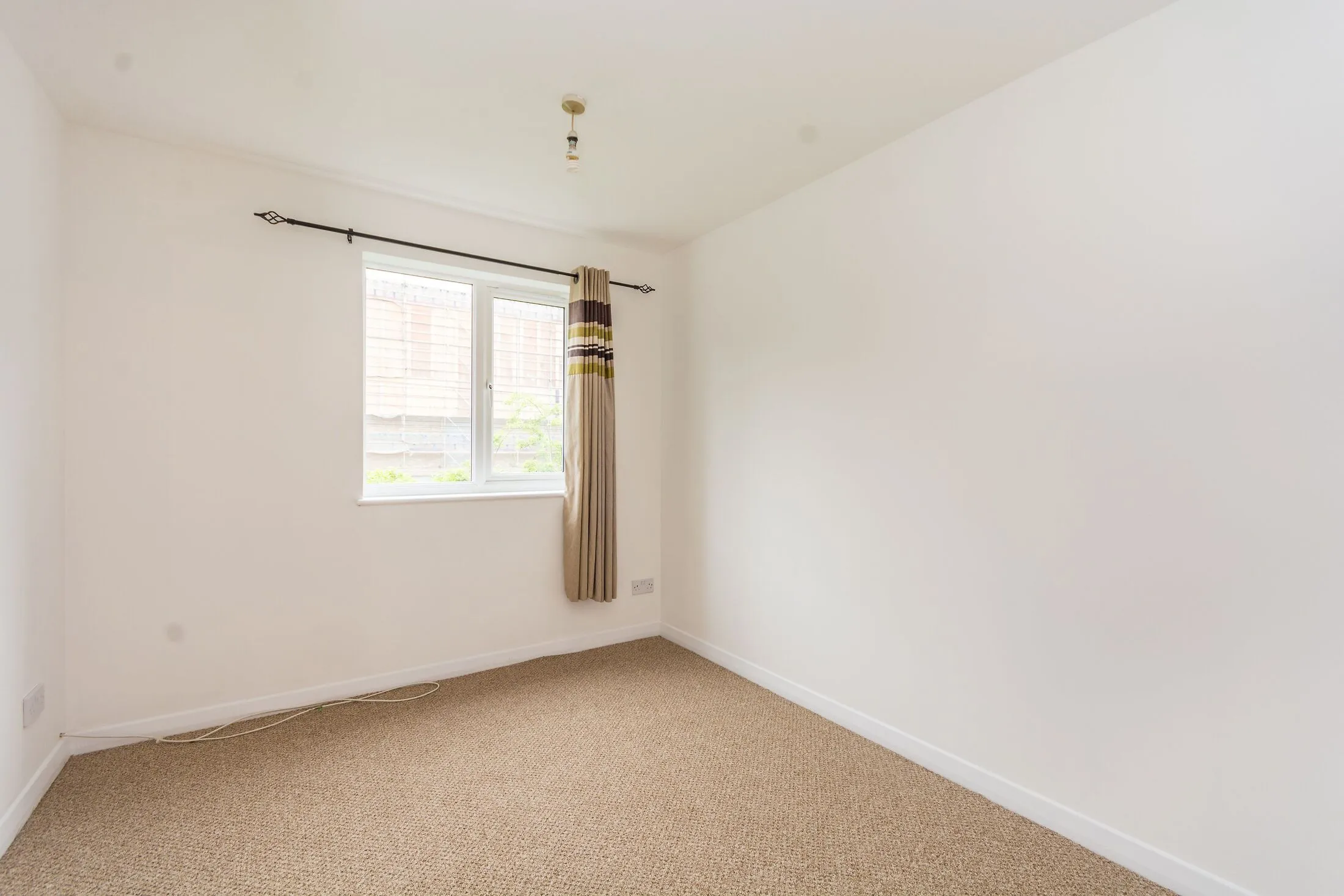 Flat Bunning Way in Greater London