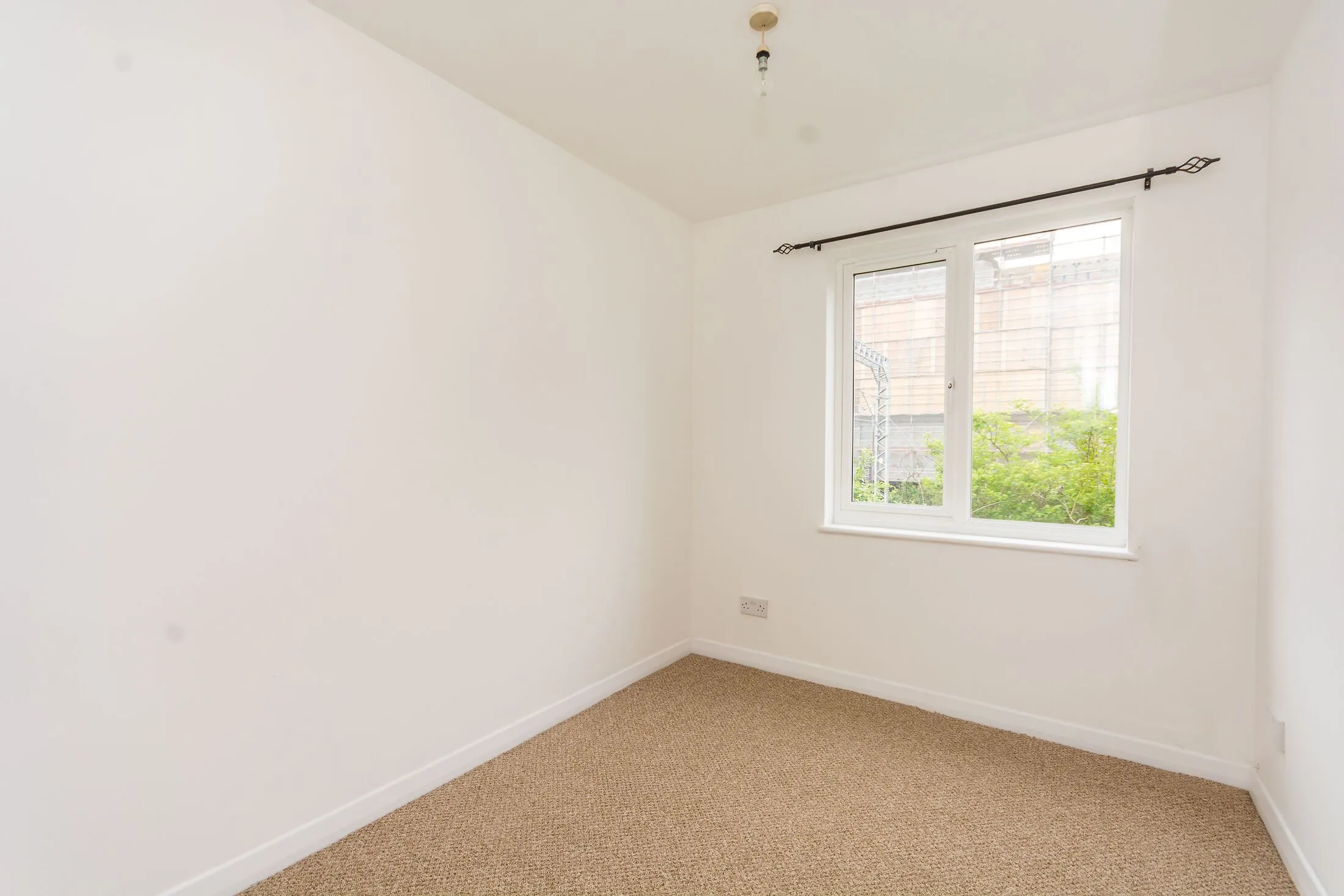Flat Bunning Way in Greater London