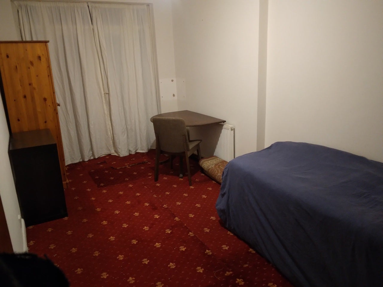 Room Grasmere Gardens in Greater London