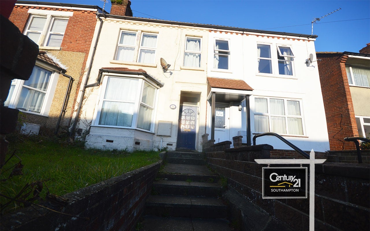 House Broadlands Road in Southampton