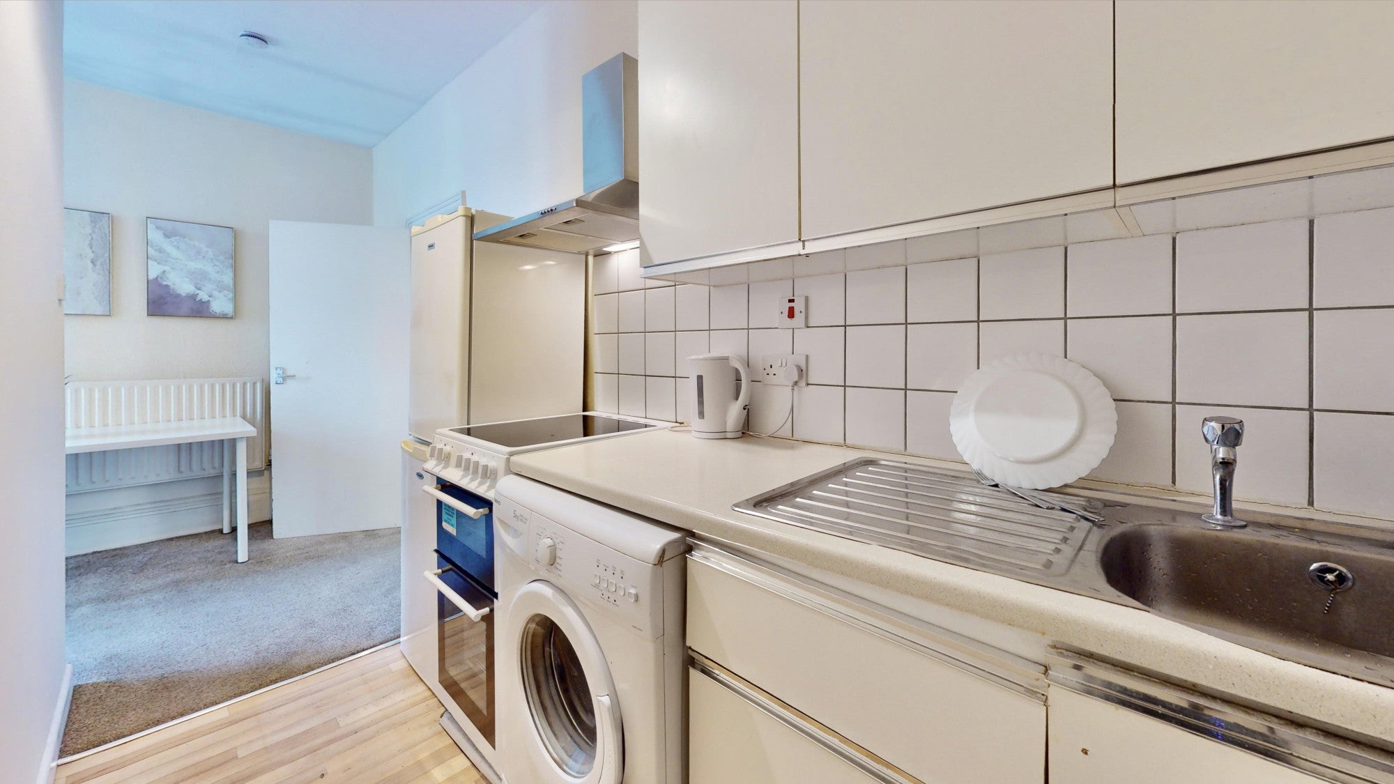 Room Northfield Avenue in London