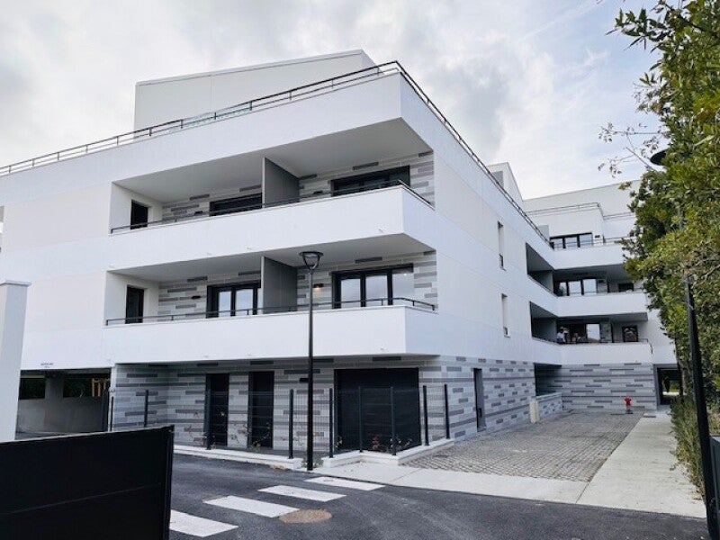 Flat Avenue Jean Jaurès in Cenon