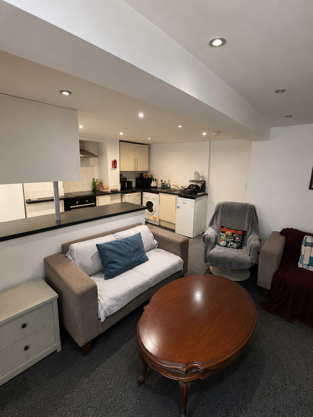 Flat Talbot Avenue in Leeds
