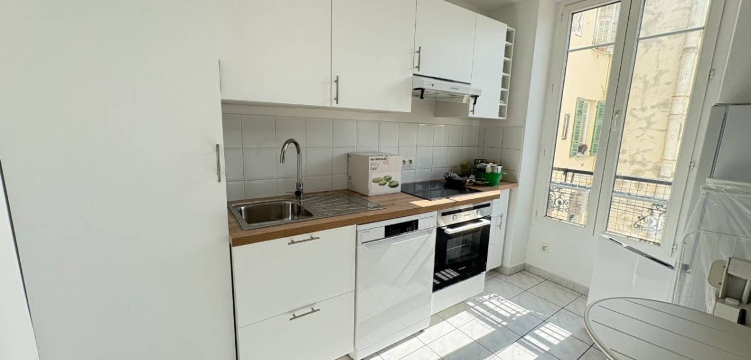Flat Rue d'Italie in Nice