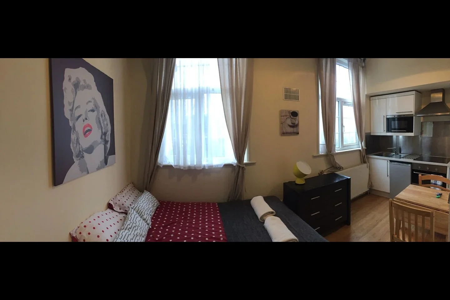 Flat Brondesbury Park in Greater London