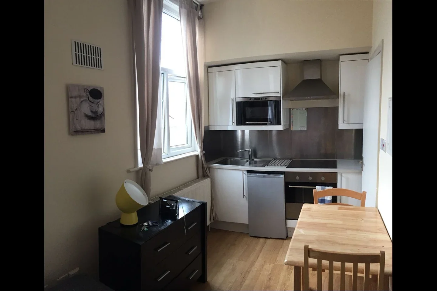 Flat Brondesbury Park in Greater London