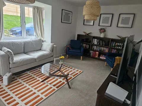 Room Cambridge Road in Langford
