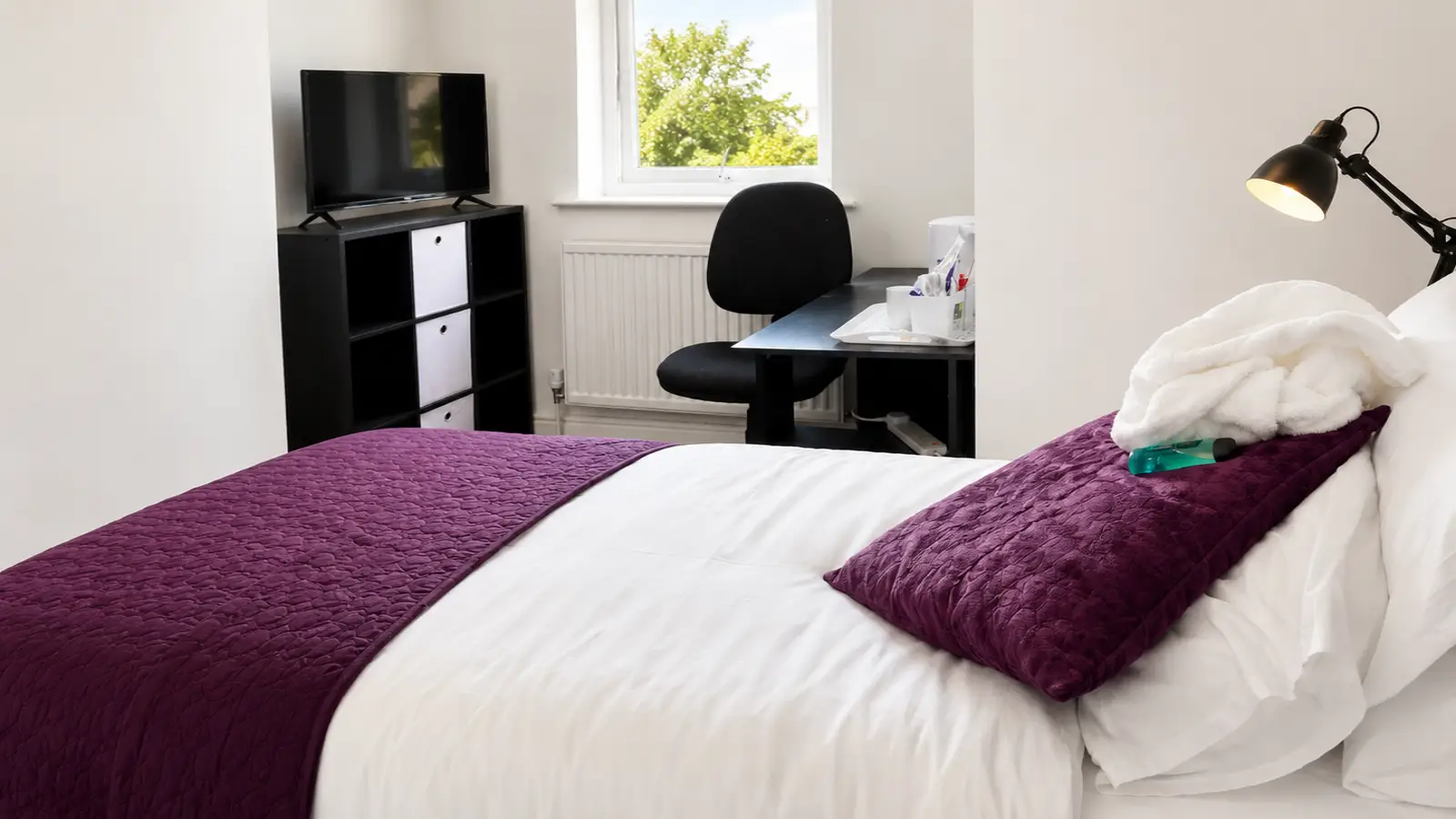 Flat Gabrielle Close in Nottingham