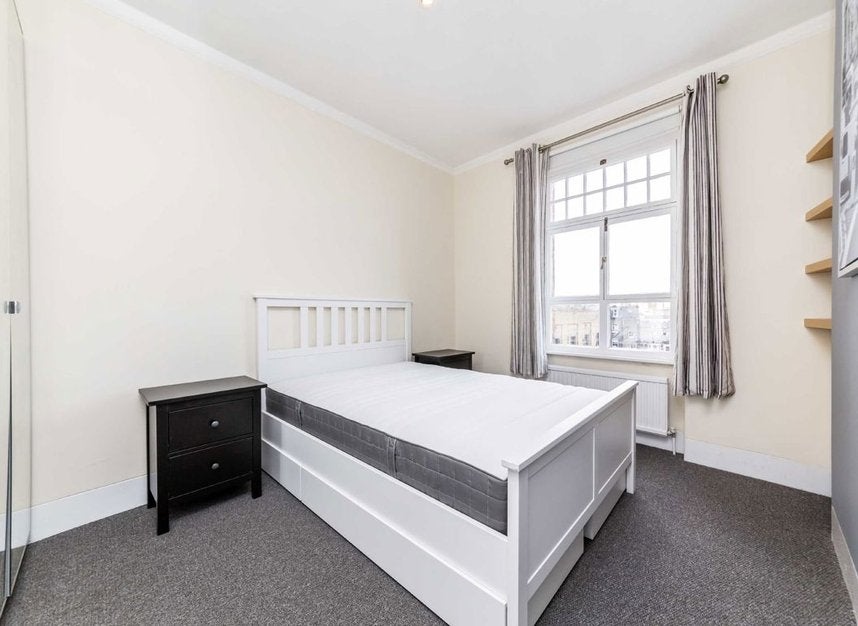 Room Avonmore Road in Greater London