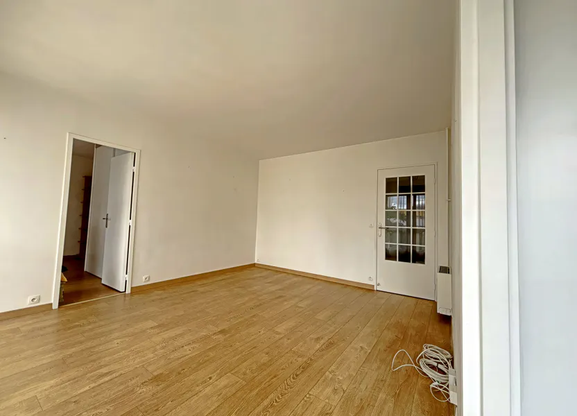 Flat Rue de la Brie in Les Ulis