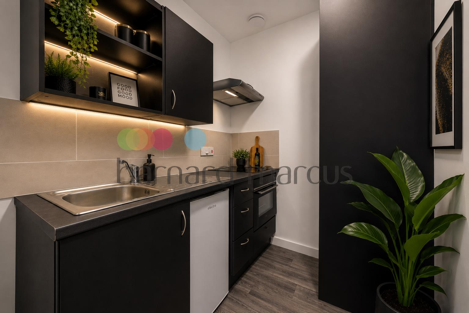 Flat Purley Way in Greater London