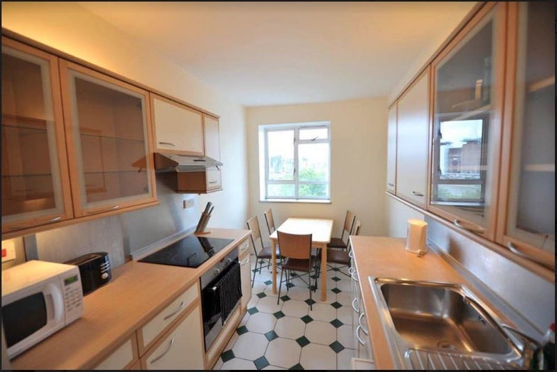 Flat Churchill Gardens Road in City of Westminster