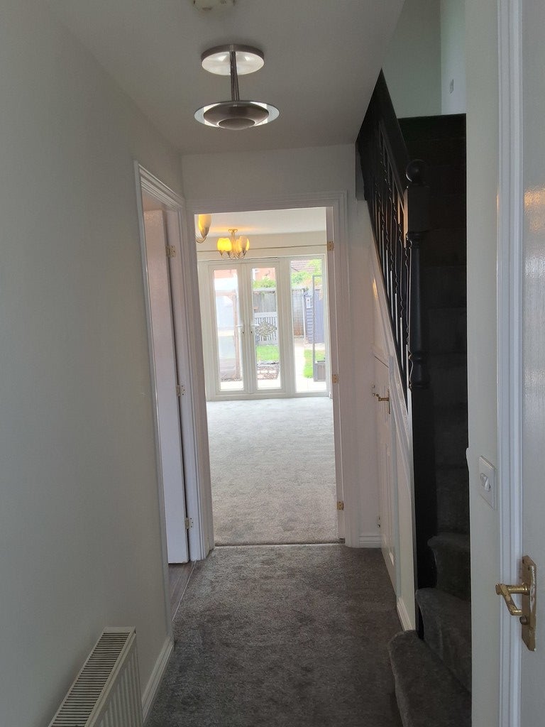 House Haller Close in Doncaster