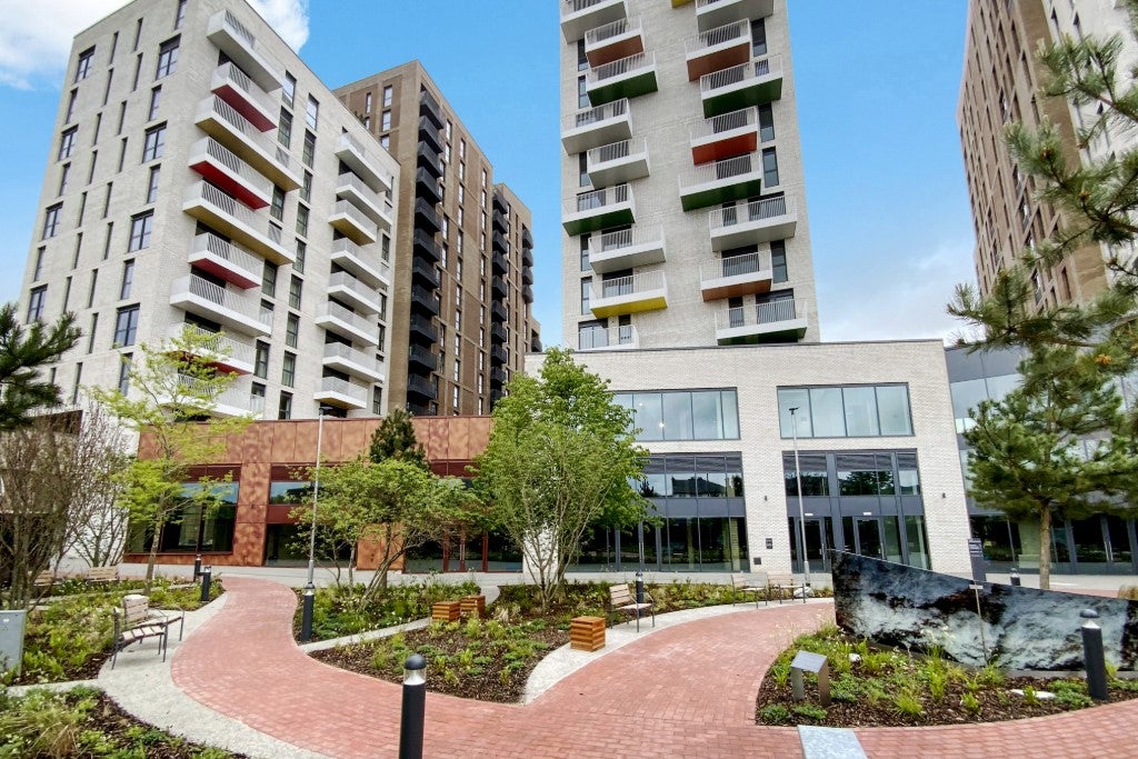 Flat Nicholsons Lane in Maidenhead