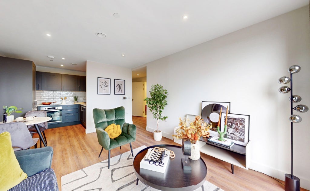 Flat Nicholsons Lane in Maidenhead