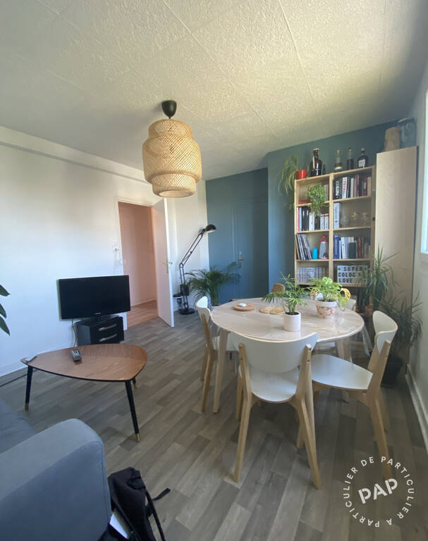 Appartement Place de la 12éme Compagnie FFI d'Ille et Vilaine à Plélan-le-Grand