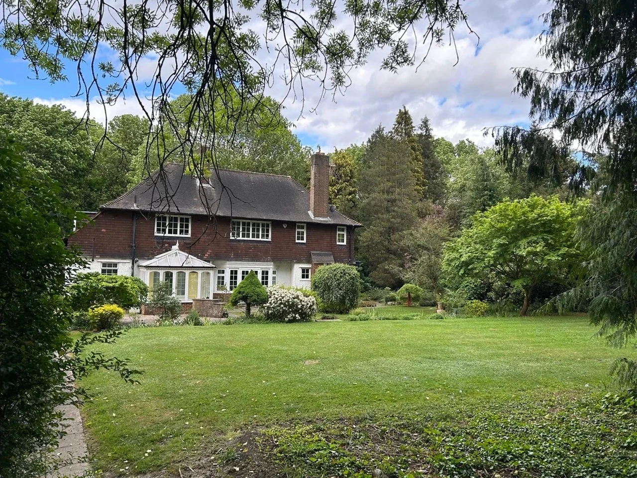 House South Approach in Three Rivers