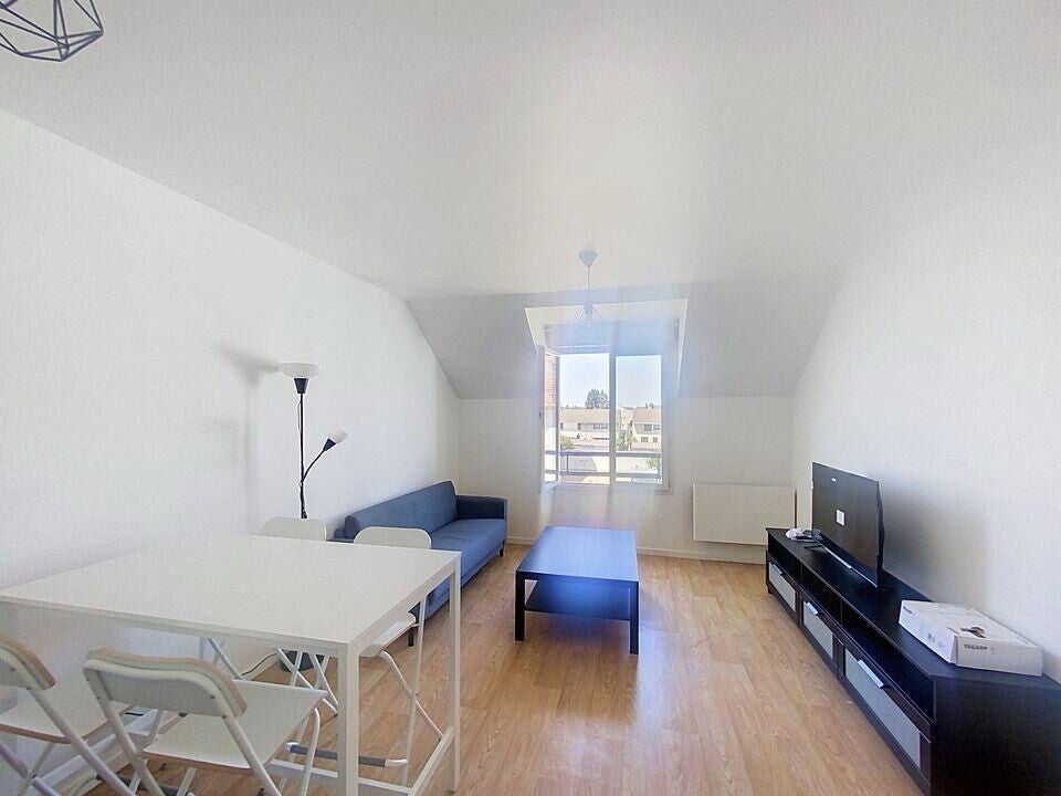 Appartement Avenue Aristide Briand à Stains