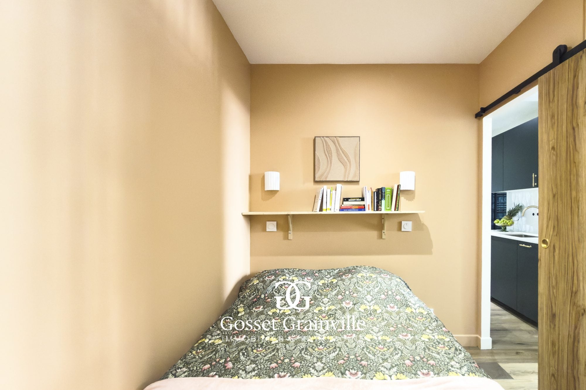 Flat Rue des Trois Bornes in Paris
