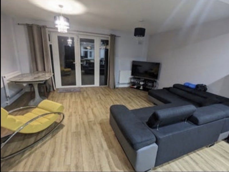 Room Bray Drive in Greater London