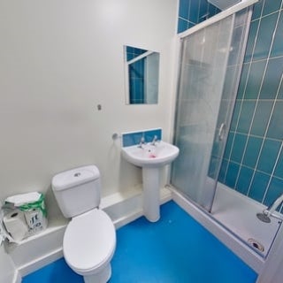 Flat Avalon Court in Nottingham