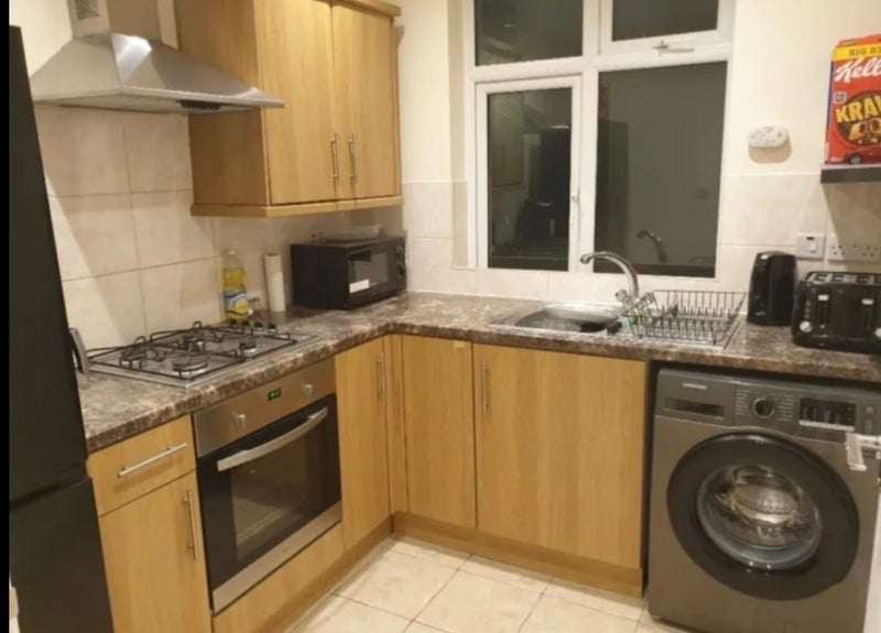 Flat Keel Drive in Slough