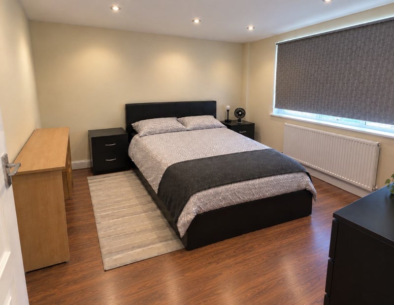 Flat Keel Drive in Slough