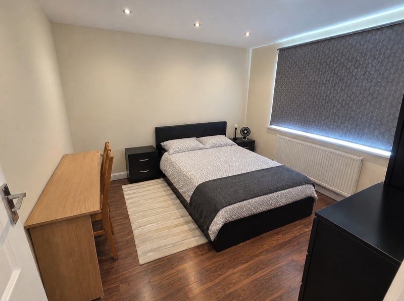 Flat Keel Drive in Slough