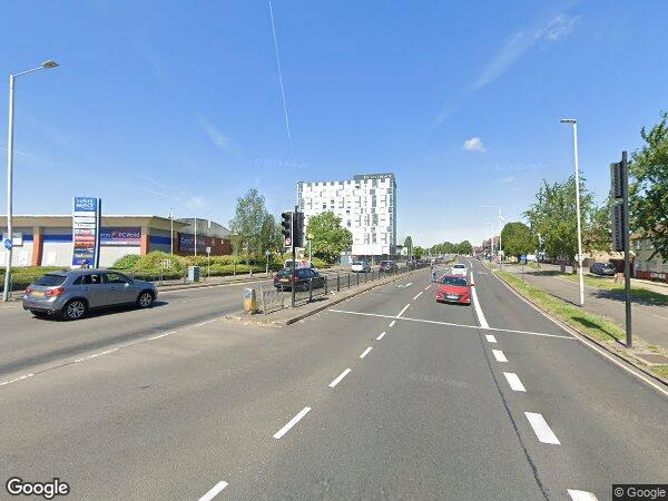 Flat Uxbridge Road in Greater London