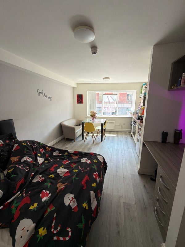 Flat Fylde Road in Preston