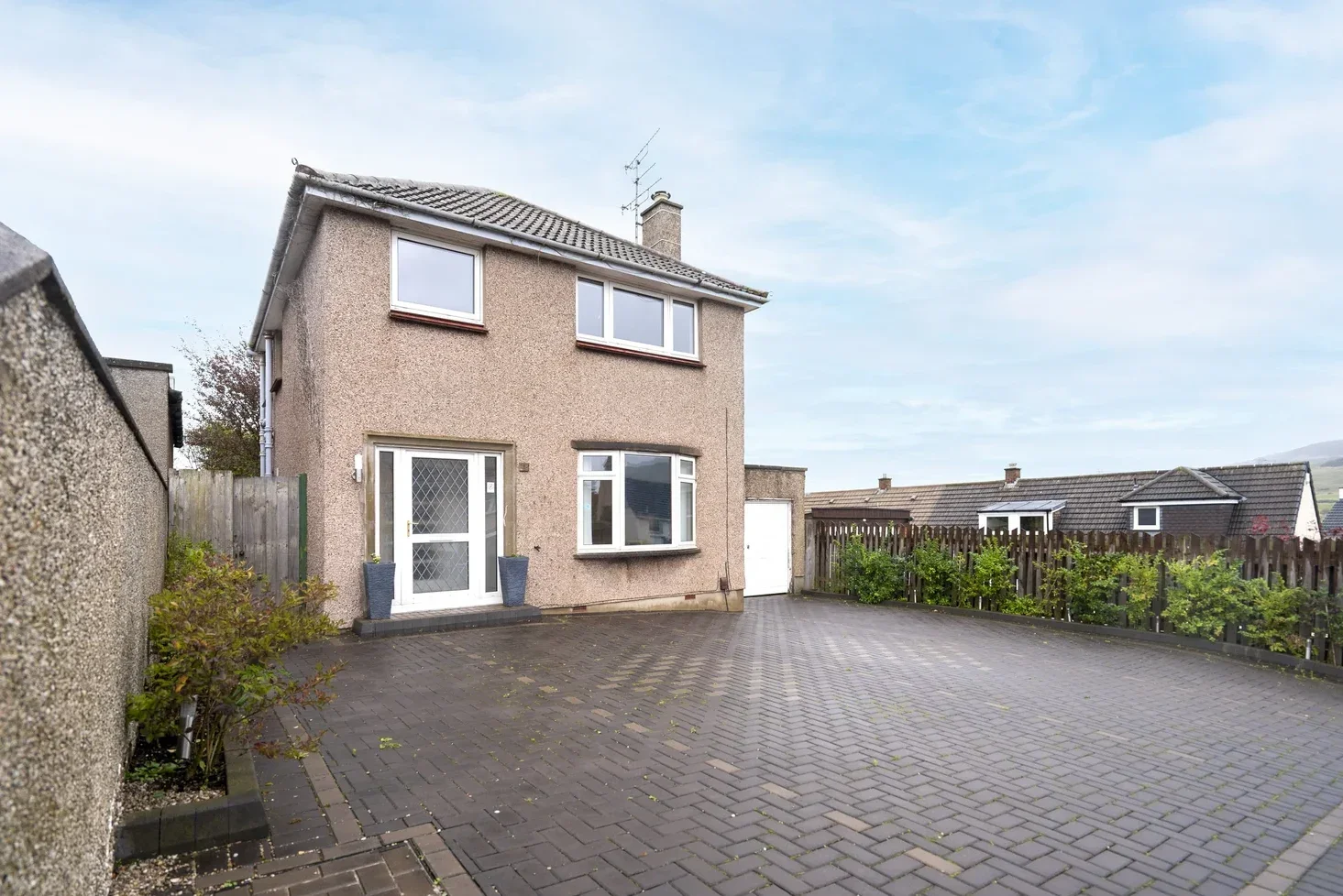 House Swanston Avenue in City of Edinburgh