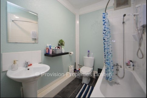 Flat Ridgeway in Leeds