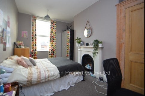 Flat Ridgeway in Leeds