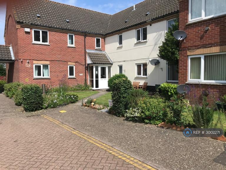 Flat Queensway in North Norfolk