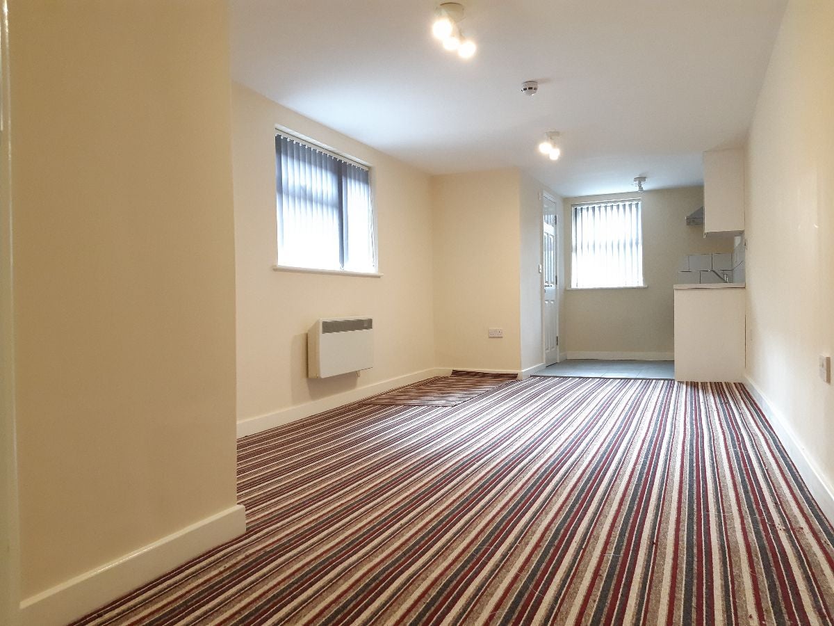 Room Northbrook Road in Greater London