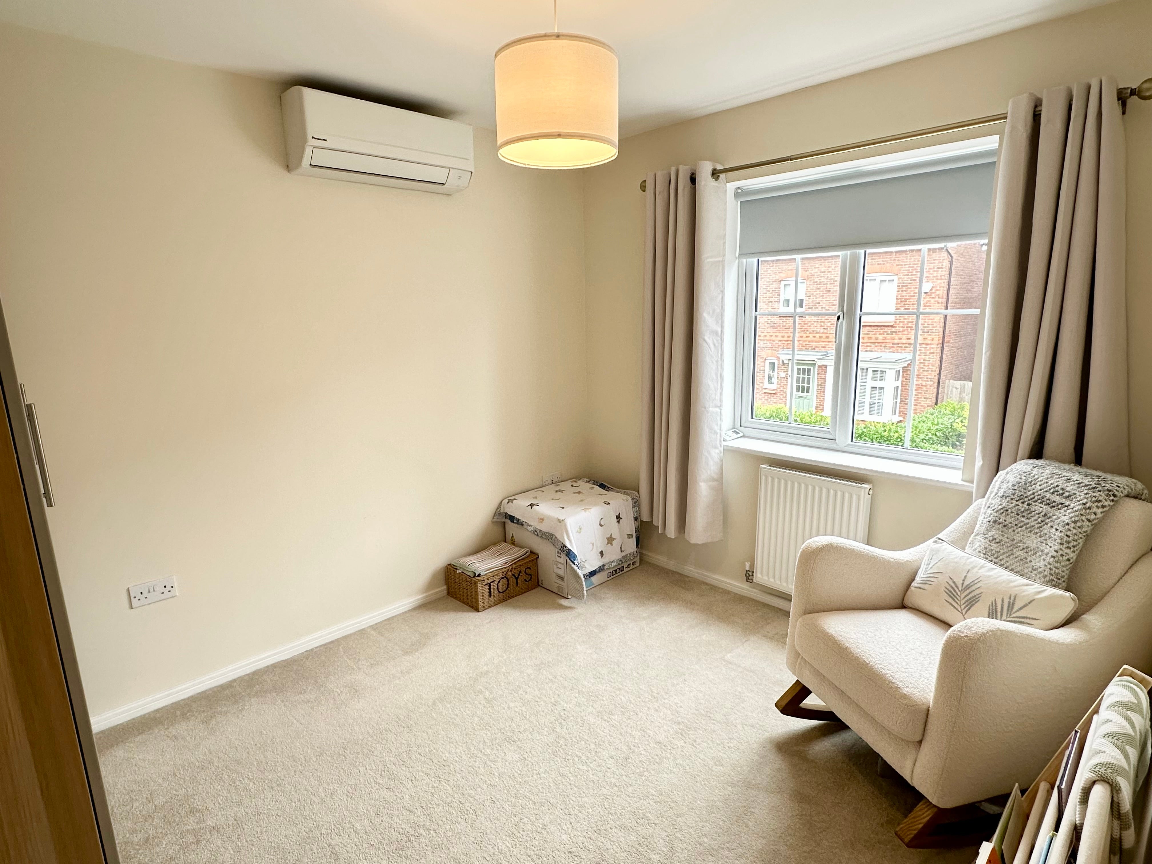 House Linseed Crescent in Salford