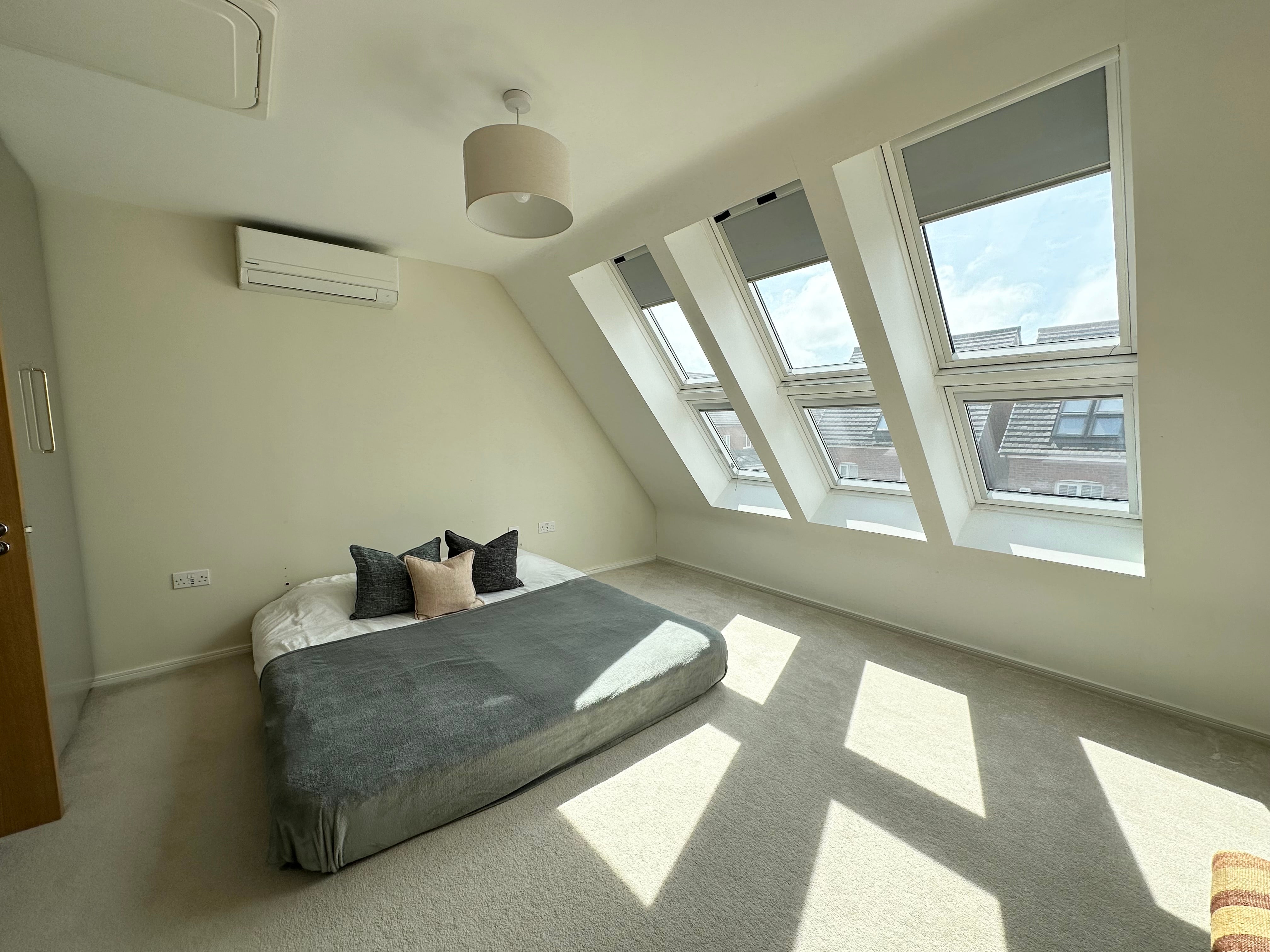 House Linseed Crescent in Salford