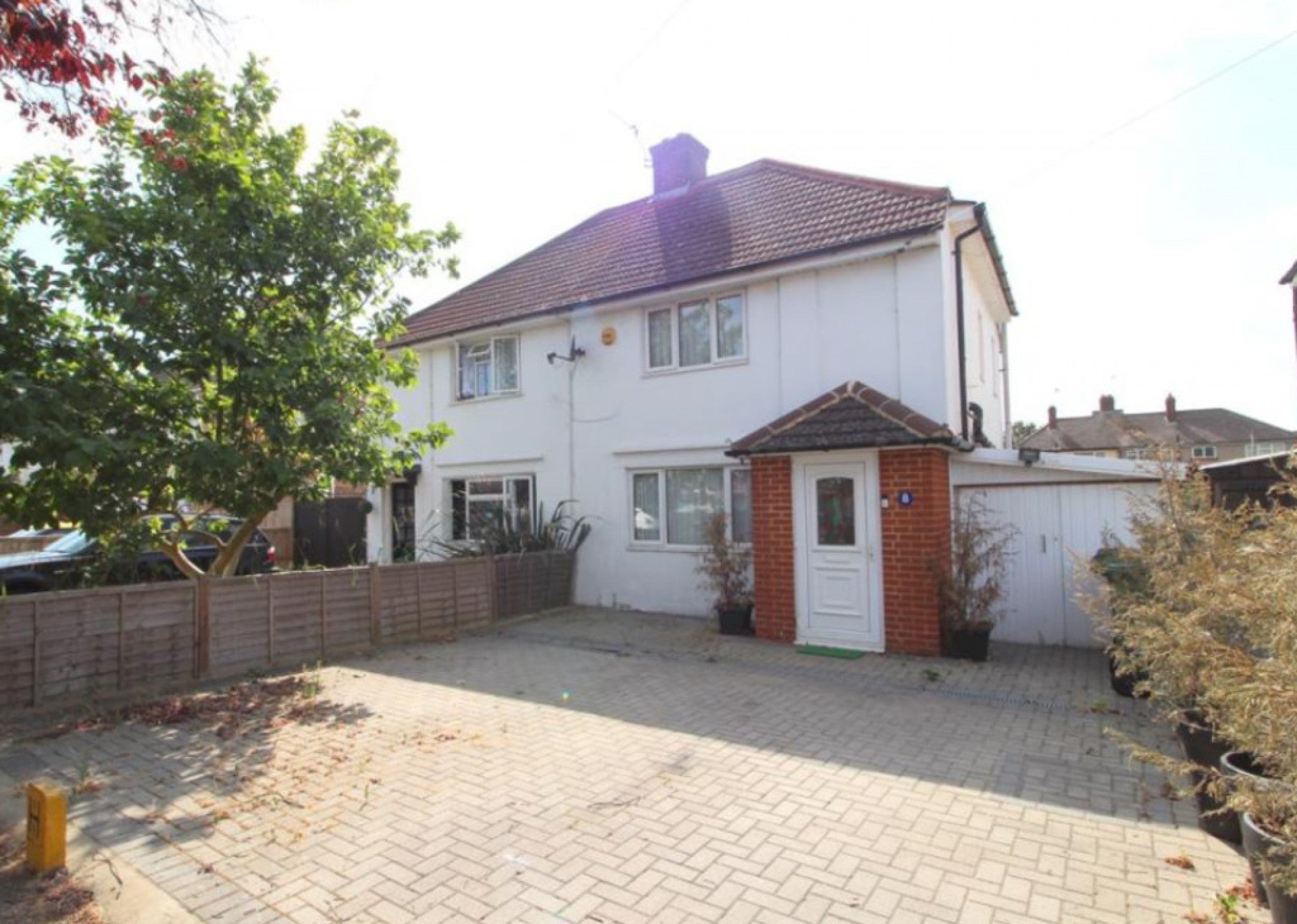 House Edward Way in Borough of Spelthorne