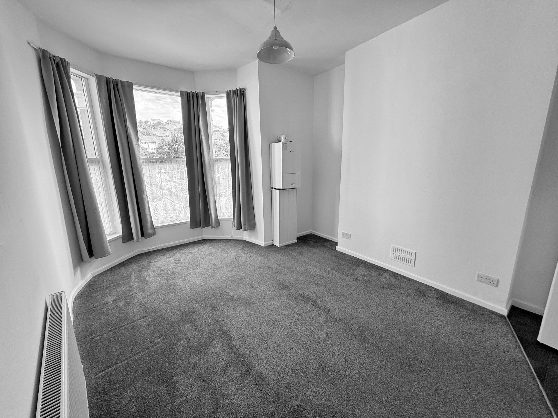 Flat Alexandra Road in Plymouth