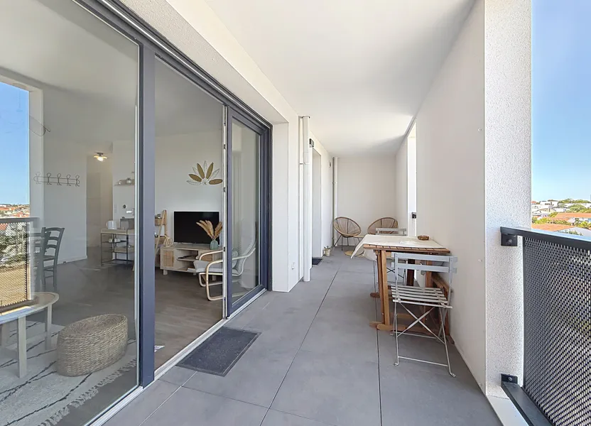 Flat Avenue Paul Doumer in La Rochelle