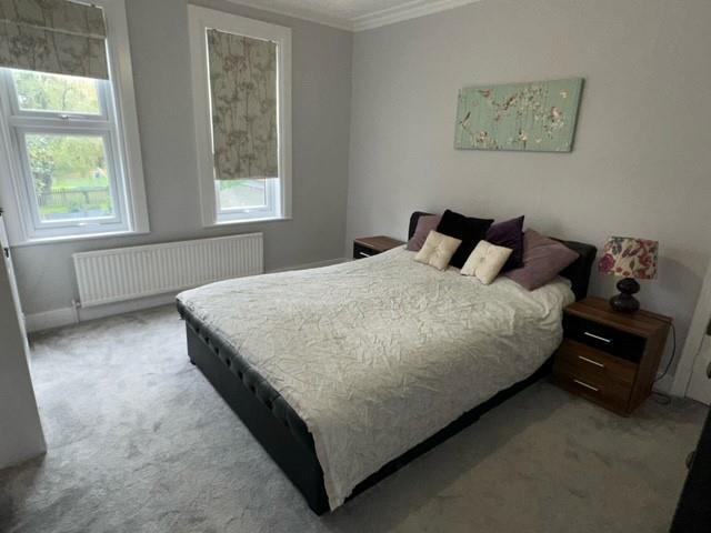 Flat New River Crescent in Greater London
