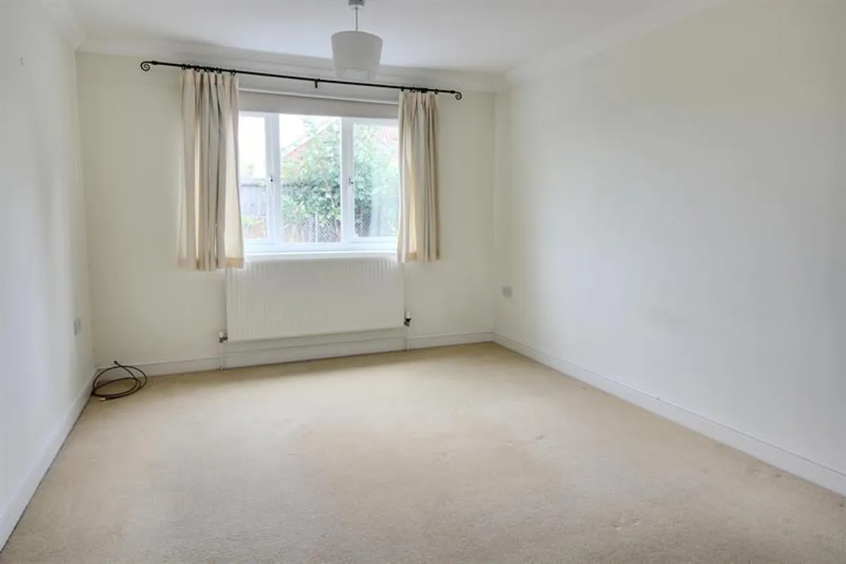 Flat Bodmin Court in Broadland