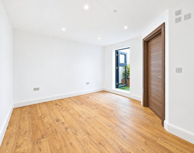 Flat Lambert Court in Hertsmere