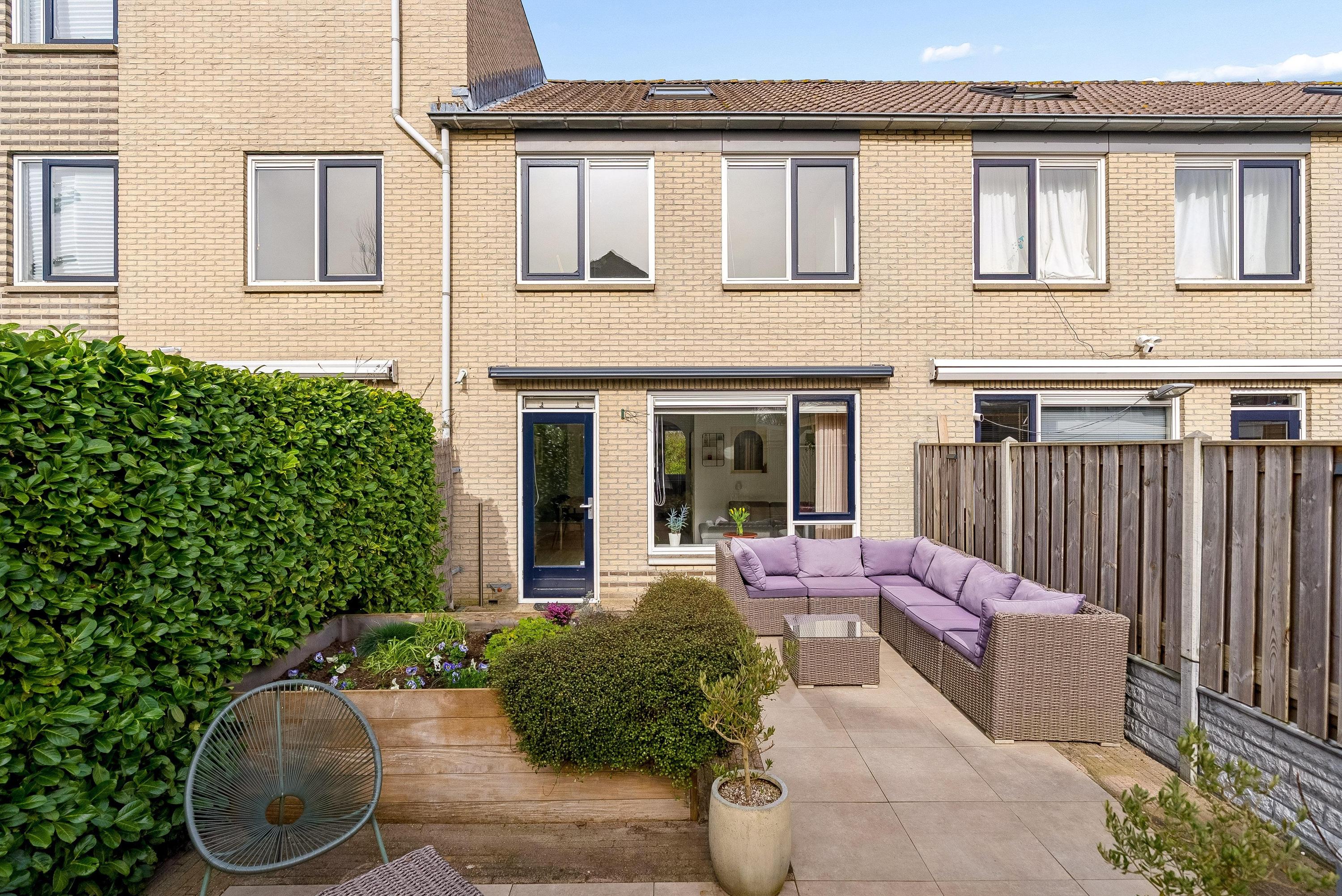 Huis Generaal Overakkerstraat 18 in Almere
