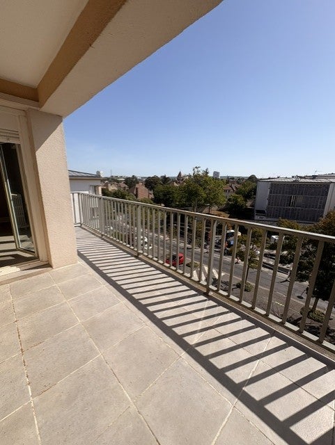 Flat Rue de Tambour in Reims
